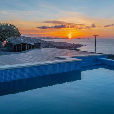 Villa Sunrise View By Madeira Sun Travel Santa Cruz  Eksteriør billede