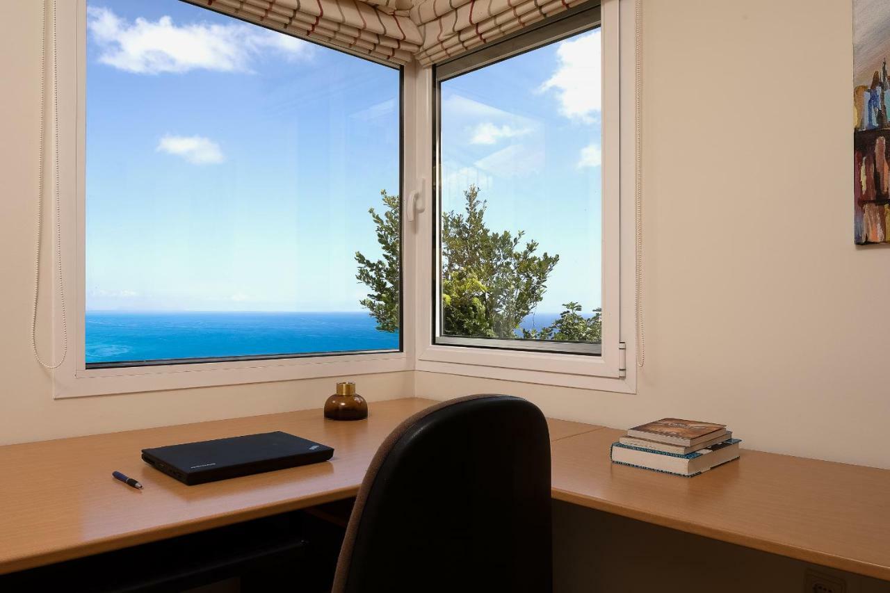 Villa Sunrise View By Madeira Sun Travel Santa Cruz  Eksteriør billede
